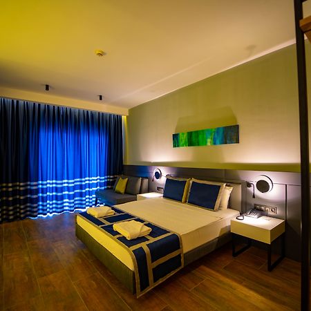 Noxinn Deluxe Hotel Konaklı エクステリア 写真