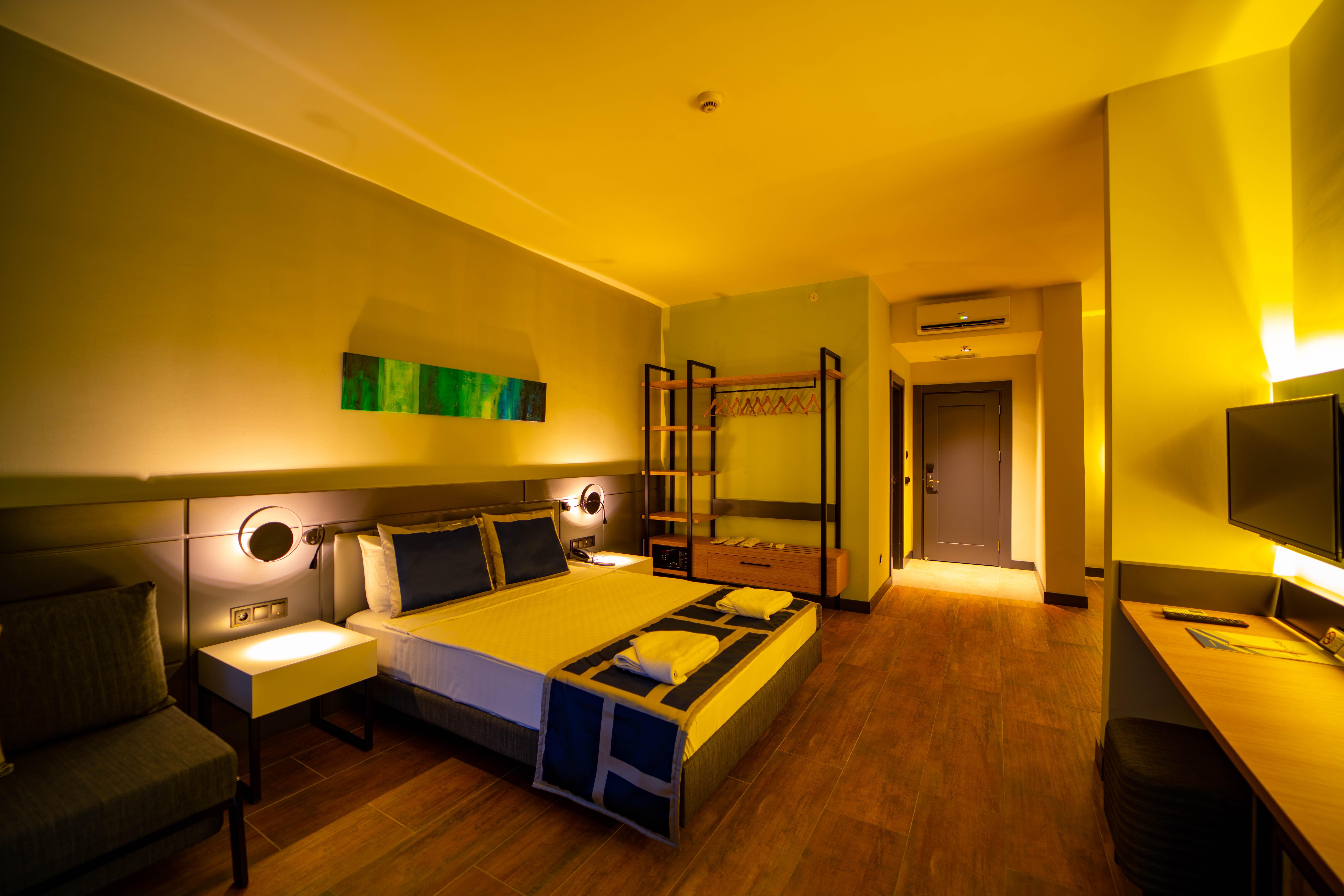 Noxinn Deluxe Hotel Konaklı エクステリア 写真