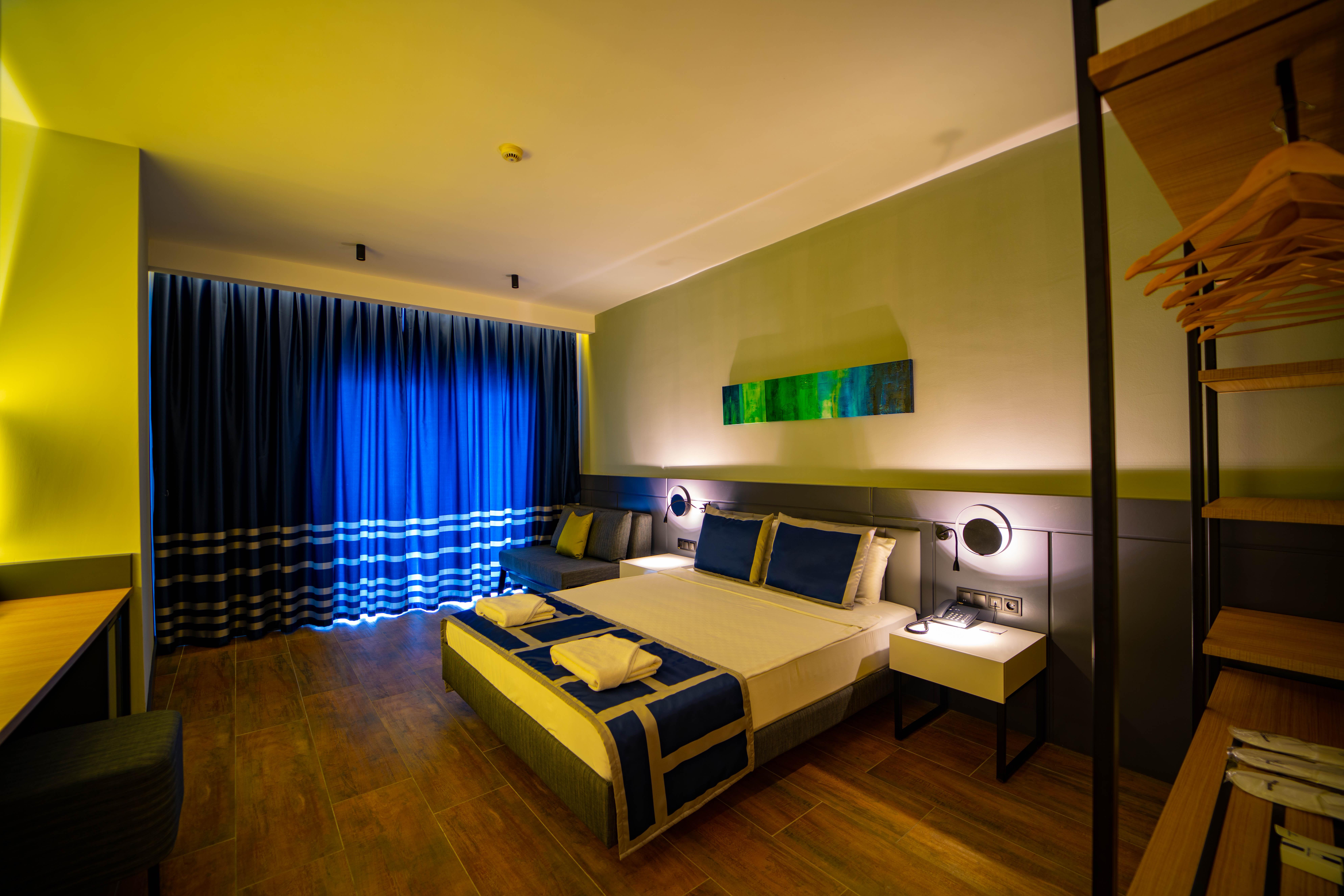 Noxinn Deluxe Hotel Konaklı エクステリア 写真