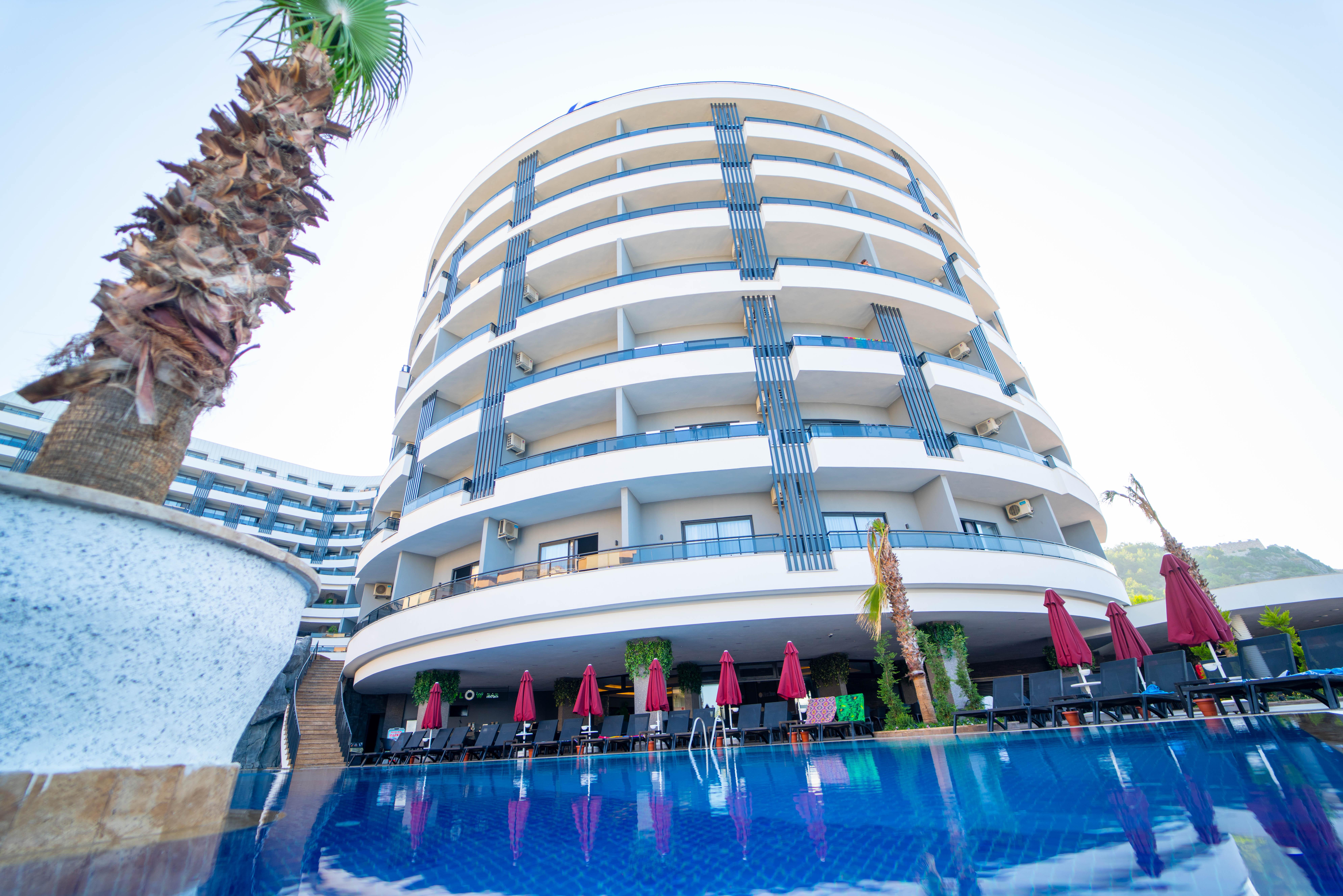 Noxinn Deluxe Hotel Konaklı エクステリア 写真