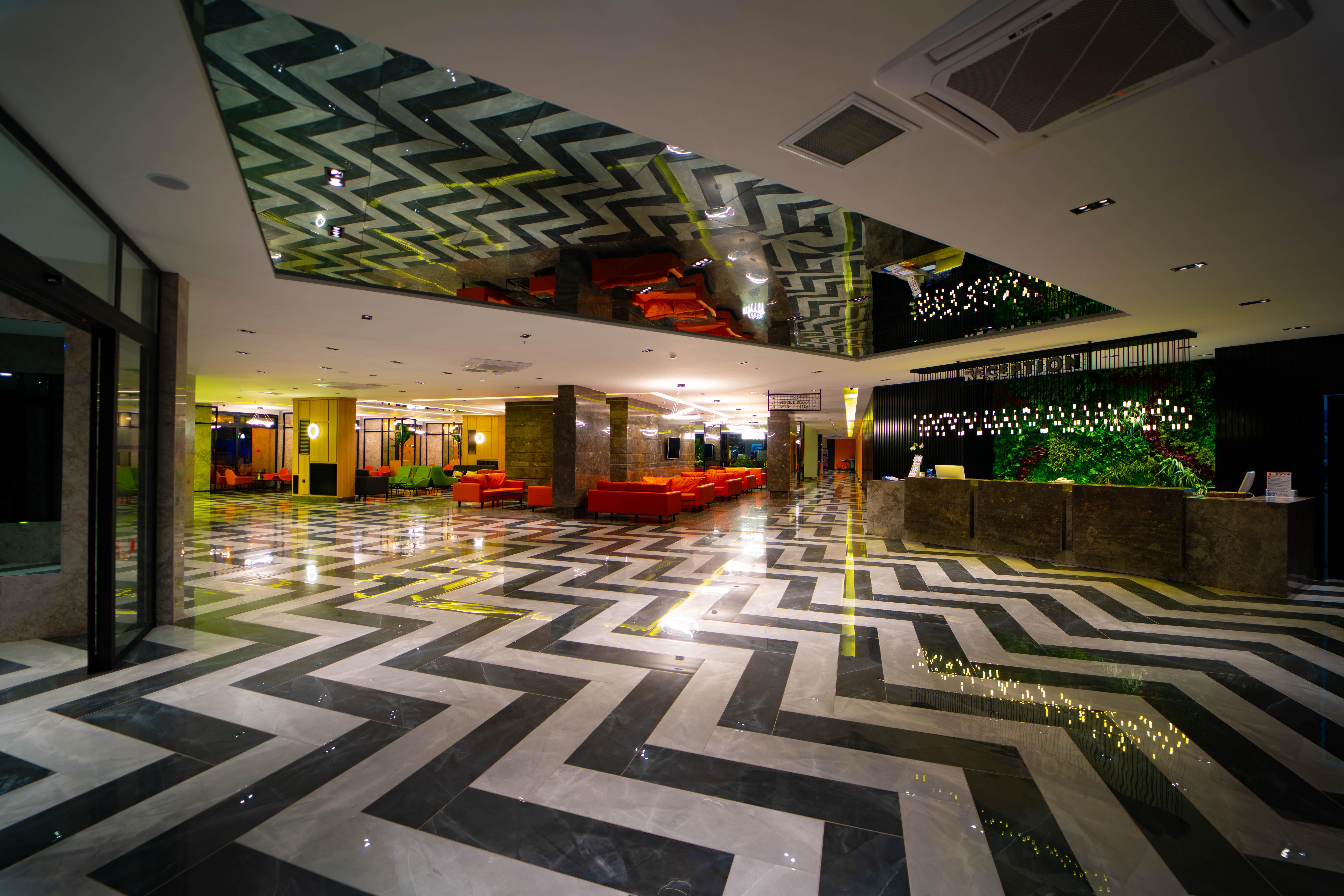 Noxinn Deluxe Hotel Konaklı エクステリア 写真