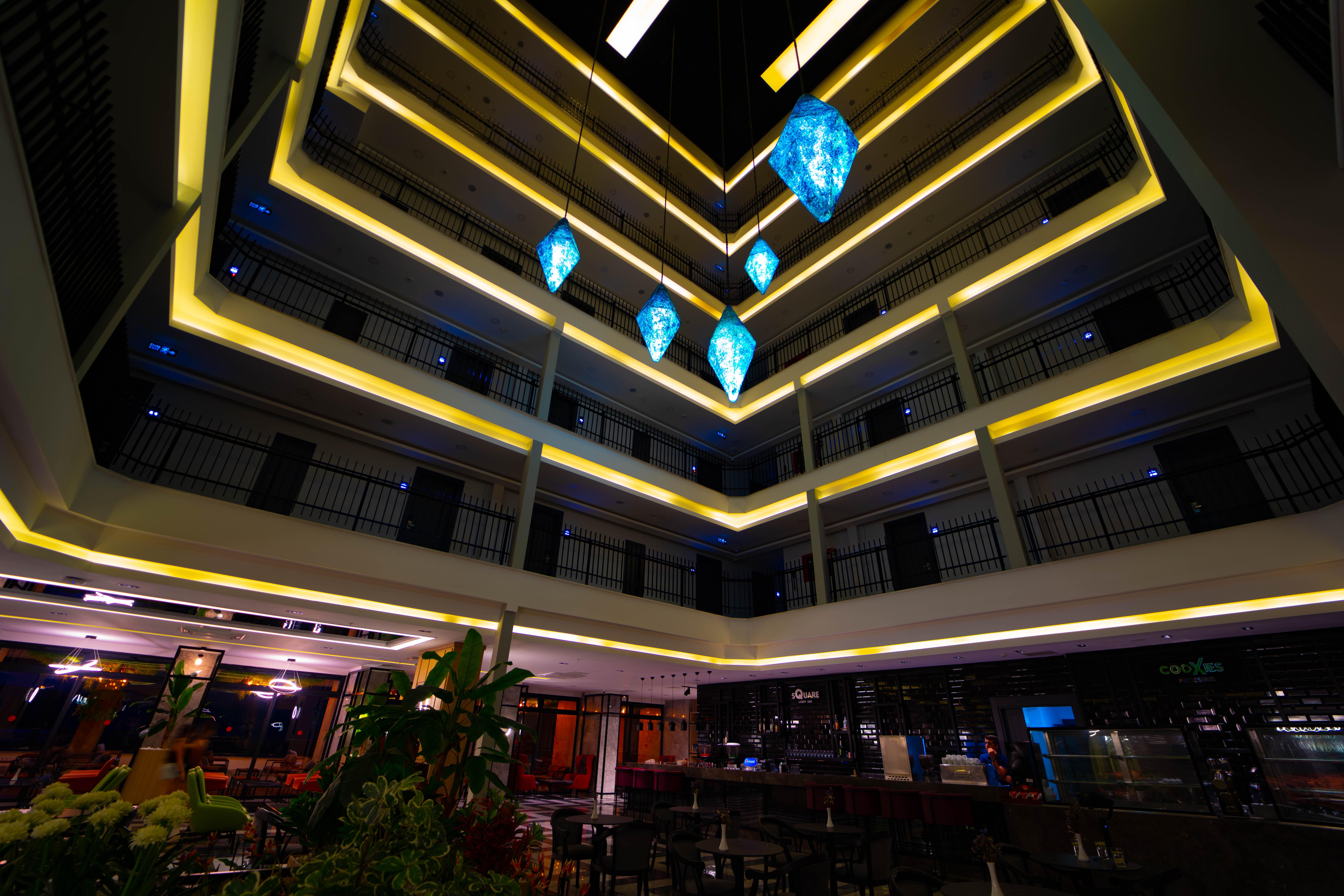 Noxinn Deluxe Hotel Konaklı エクステリア 写真