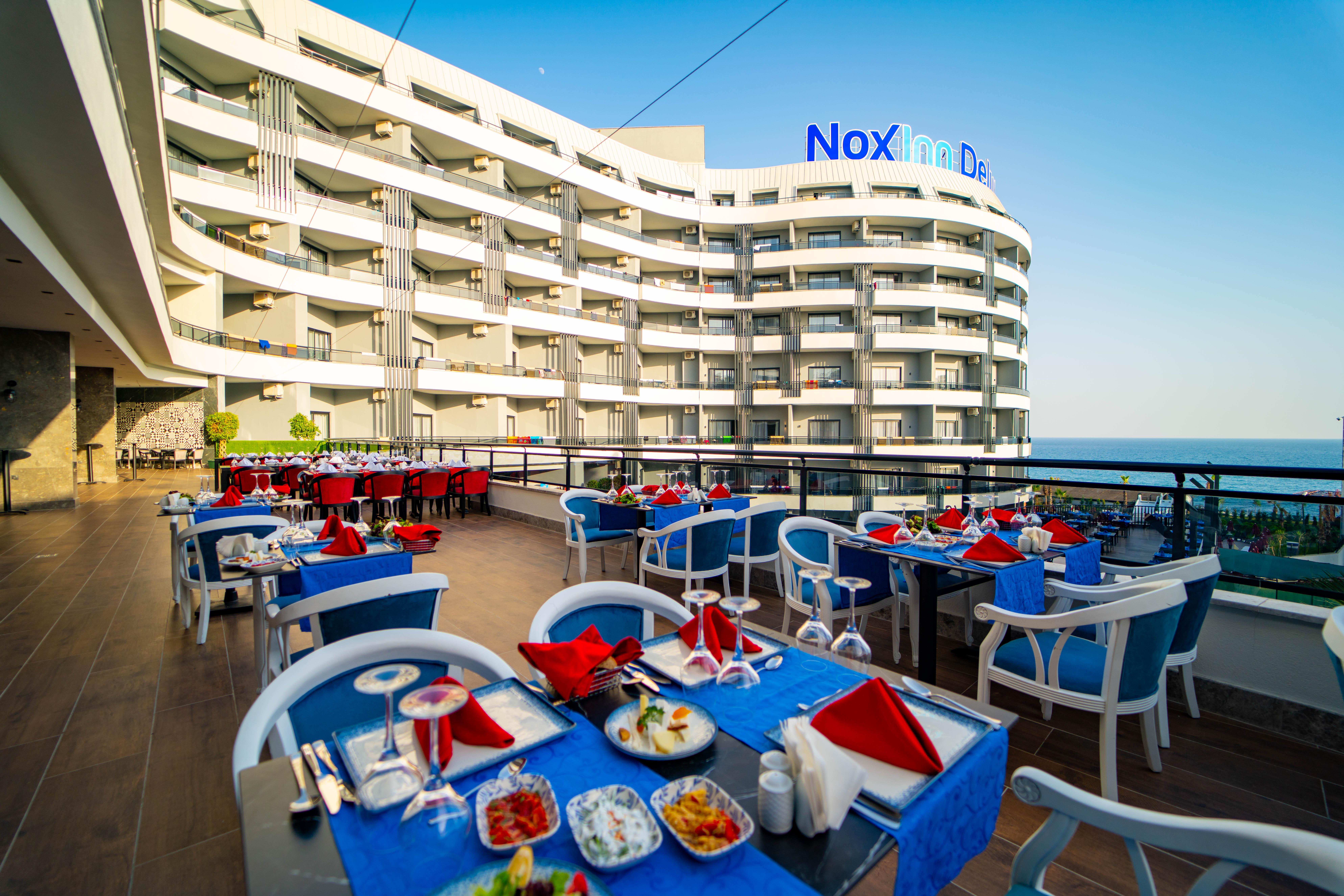 Noxinn Deluxe Hotel Konaklı エクステリア 写真