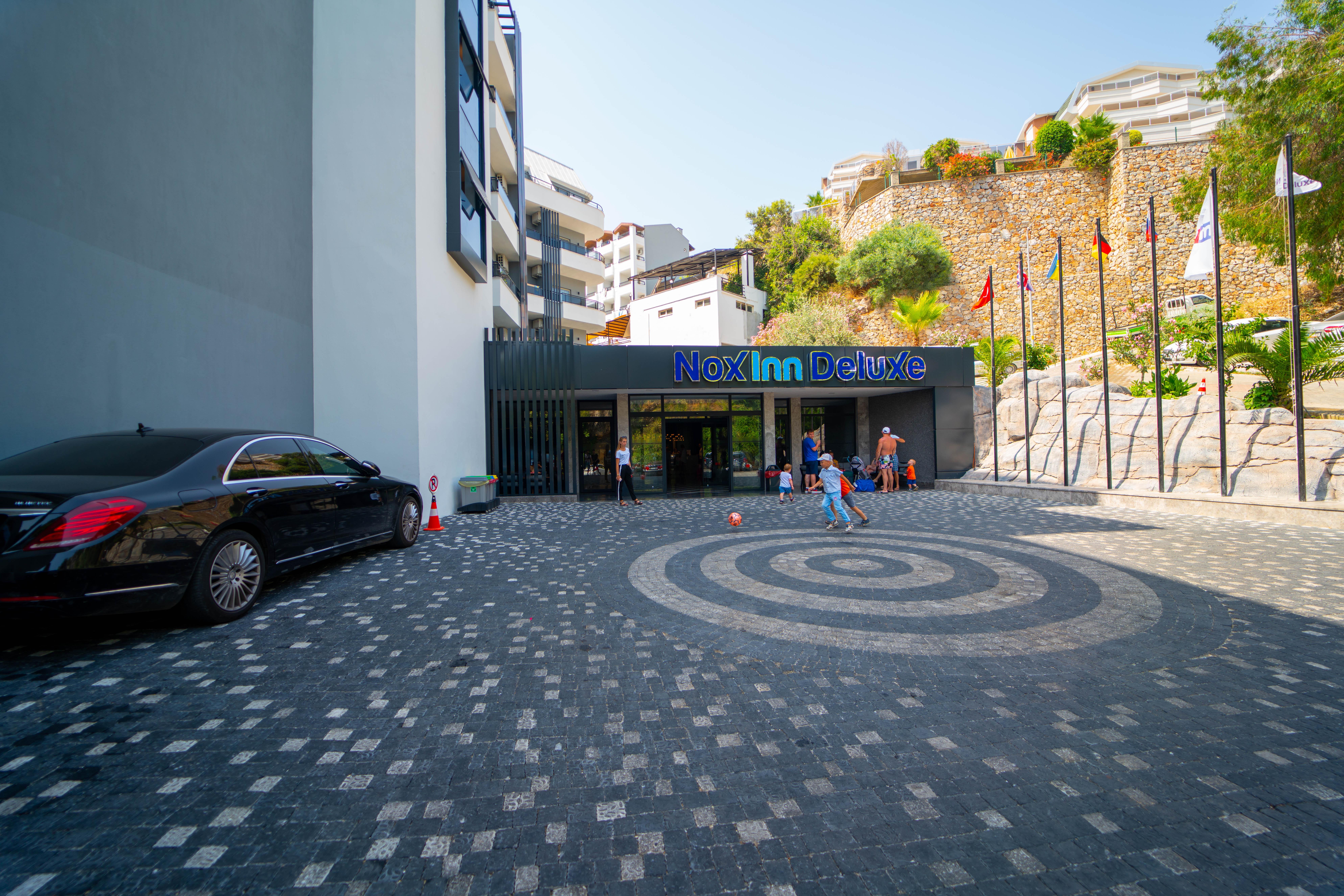 Noxinn Deluxe Hotel Konaklı エクステリア 写真