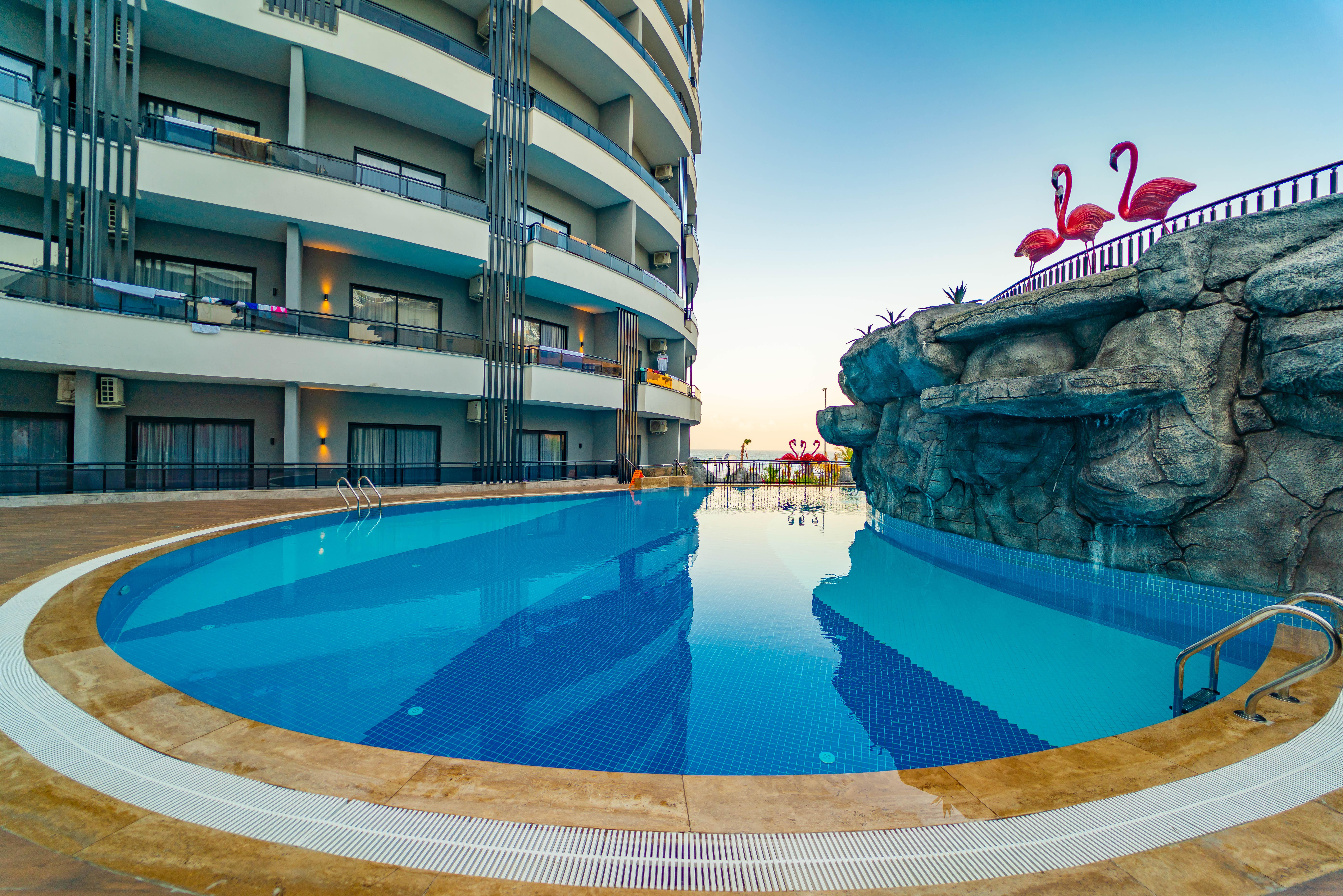 Noxinn Deluxe Hotel Konaklı エクステリア 写真