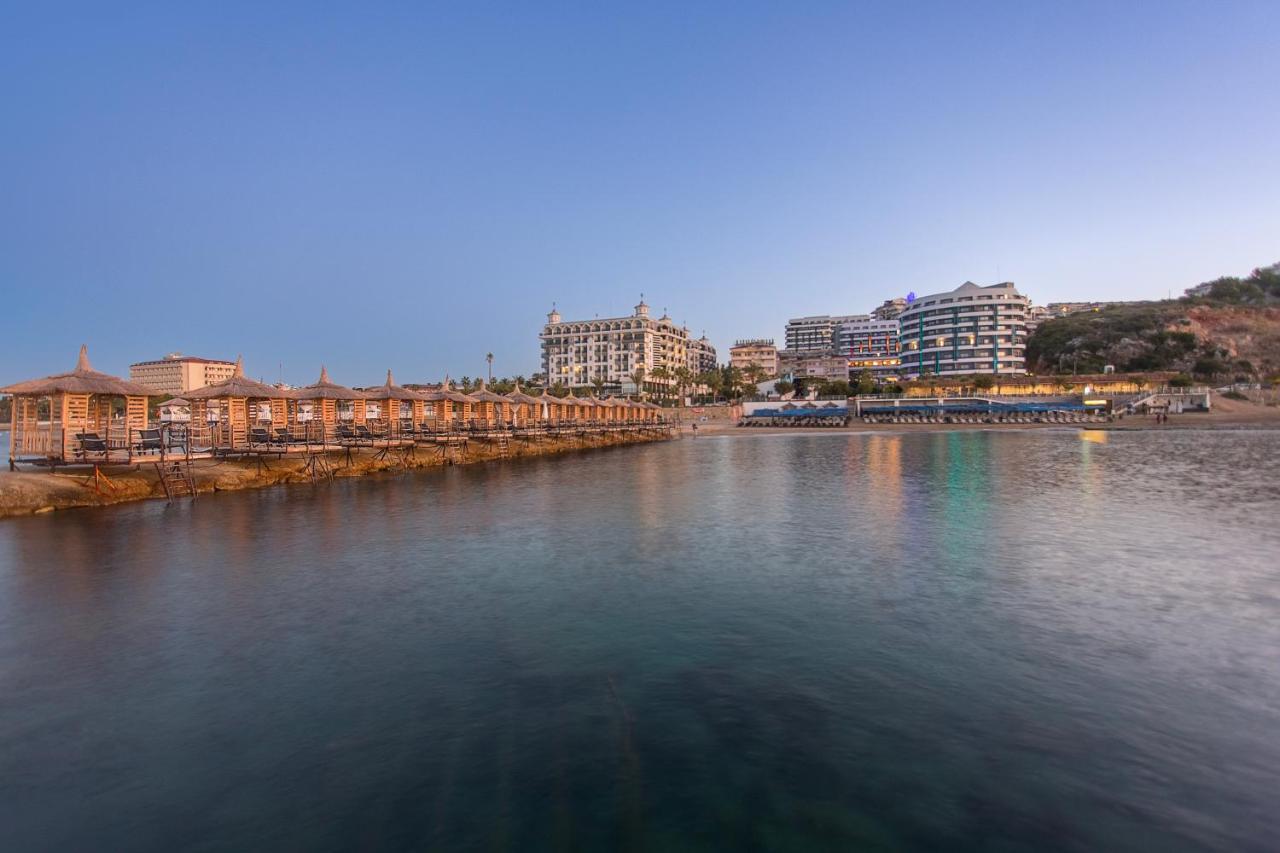 Noxinn Deluxe Hotel Konaklı エクステリア 写真